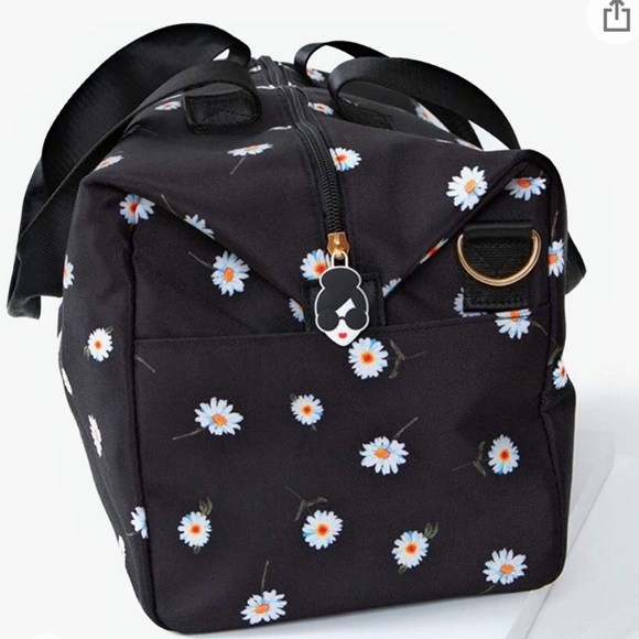 Alice and Olivia Daisy duffel bag - Picture 3 of 4